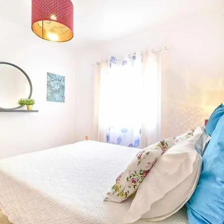 Apartamento Com Patio Séjour chez l'habitant *